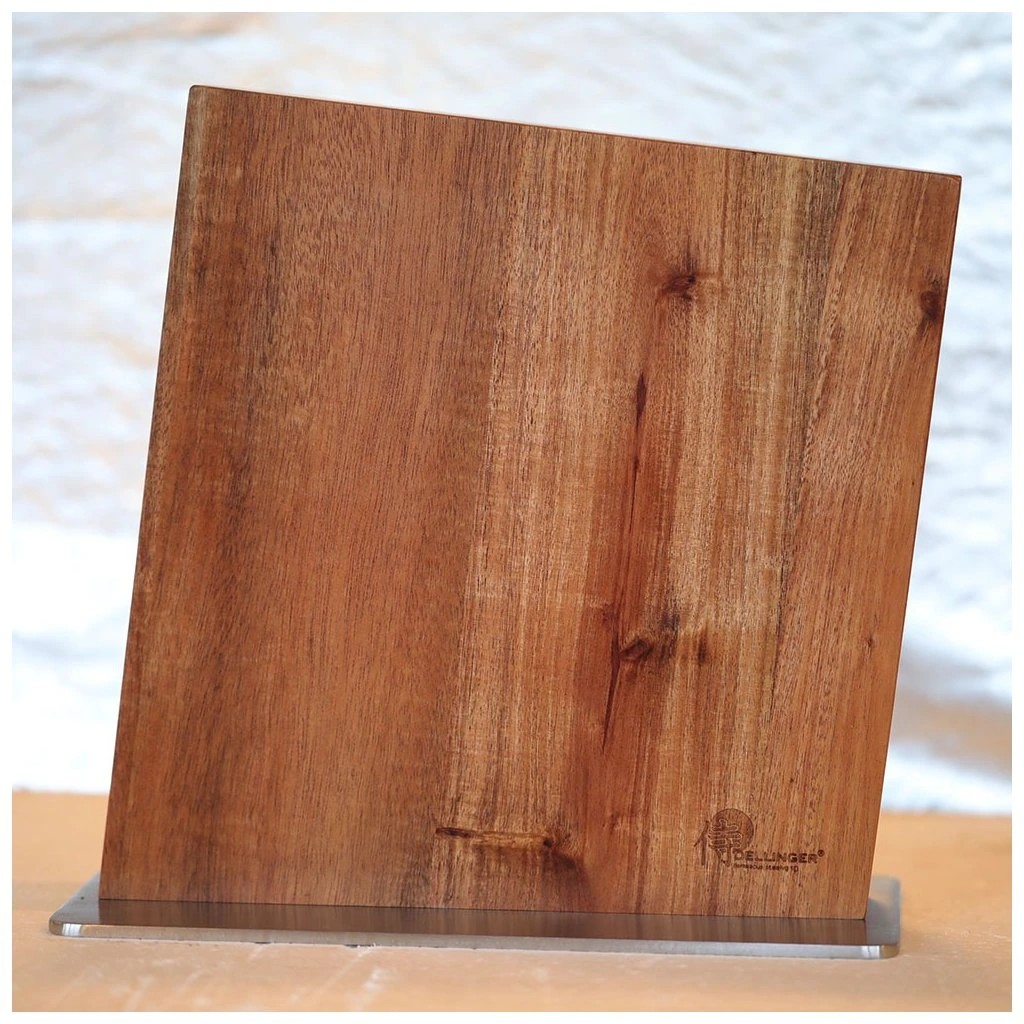 foto Magnetick� dr��k na no�e z ak�ciov�ho d�eva, v�ha 3300 g